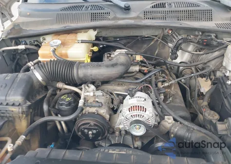 2005 Jeep Liberty Limited Edition from USA, damaged, VIN 1J4GK58K65W686796